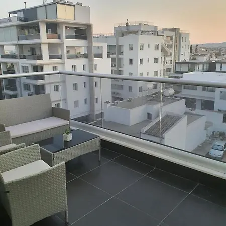 Immaculate 2-Bed Apartment In Larnaca Larnaca