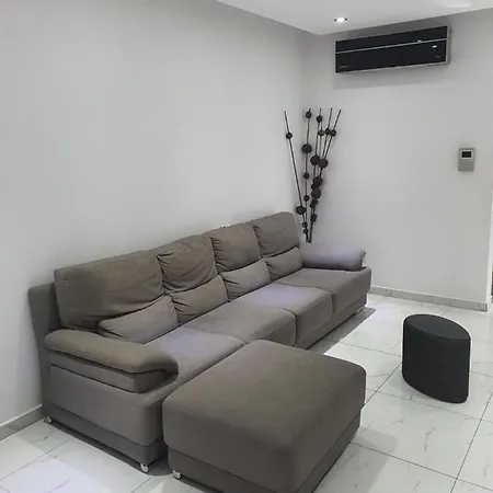 Immaculate 2-Bed Apartment In Larnaca Larnaca